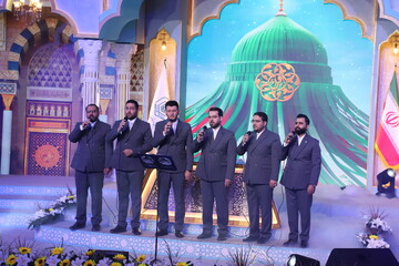 تصاویر/ آیین افتتاحییه چهل و هشتمین دوره مسابقات کشوری قرآن کریم در سنندج