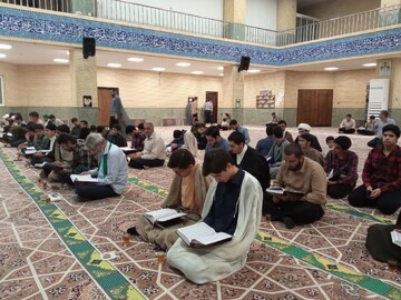 تصاویر/ مراسم تلاوت هفتگی قرآن طلاب کاظمیه