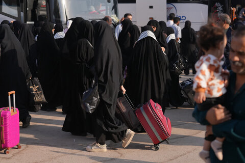 تصاویر/ آغاز اعزام اردوهای راهیان نور استان یزد با اعزام دختران دانش آمورزان یزدی