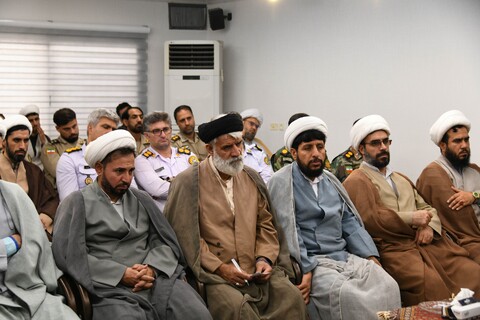 تصاویر|دیدار روسای عقیدتی سیاسی ارتش منطقه اصفهان با امام جمعه