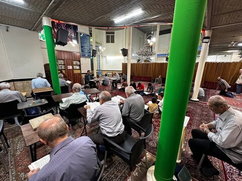 تصاویر/ آموزش حفظ قرآن در مسجد رحمتیه