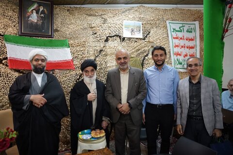 تصاویر/ گرامیداشت شهدای اقتدار و امنیت در مسجد رحمتیه