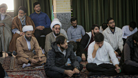 تصاویر/درس اخلاق آیت الله موسوی اصفهانی برای طلاب مدرسه علمیه آیت الله آخوند