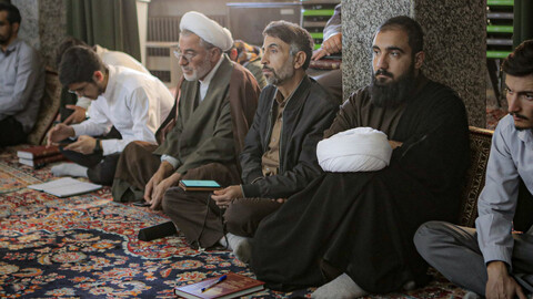 تصاویر/درس اخلاق آیت الله موسوی اصفهانی برای طلاب مدرسه علمیه آیت الله آخوند