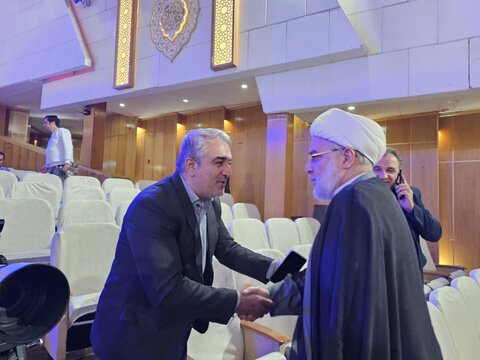 تصاویر/ نماینده ولی‌فقیه در کردستان از محل برگزاری مسابقات سراسری قرآن کریم استان بازدید کرد