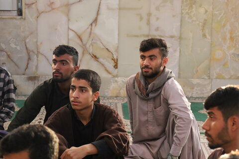 تصاویر/ دیدار مدیر حوزه علمیه استان هرمزگان با طلاب مدرسه علمیه صاحب الزمان (عج) بشاگرد