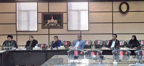 تصاویر/  برگزاری جلسه تفسیر با حضور امام جمعه شهرستان تفت