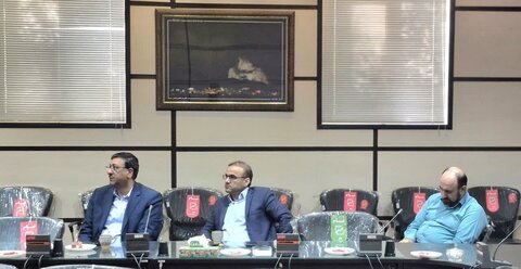 تصاویر/  برگزاری جلسه تفسیر با حضور امام جمعه شهرستان تفت