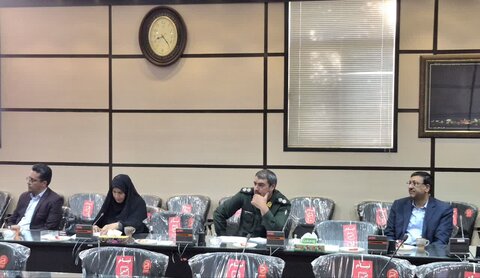 تصاویر/  برگزاری جلسه تفسیر با حضور امام جمعه شهرستان تفت