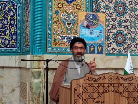 تصاویر/ درس تفسیر در مدرسه علمیه مدینة‌العلم کاظمیه یزد