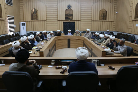 تصاویر/ دیدار صمیمانه مدیر کل تبلیغات اسلامی استان یزد با امامان محله شهرستان یزد