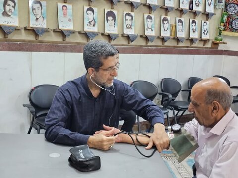 تصاویر/ یادواره شهدای دفاع مقدس با سخنرانی همرزم شهید صیاد شیرازی