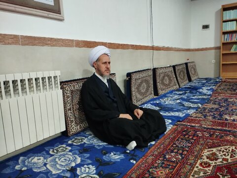 تصاویر/ برگزاری نشست علمی در مدرسه علمیه امام خمینی (ره) خوی