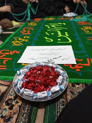 تصاویر/ مراسم «شنبه‌های ام‌البنینی» در مدرسه علمیه الزهرا(س) رمشک کرمان