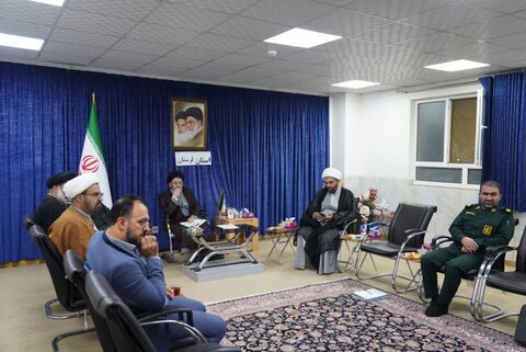 تصاویر نشست برخط قرارگاه راهبری و پشتیبانی مساجد کشور