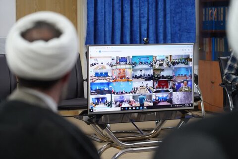 تصاویر نشست برخط قرارگاه راهبری و پشتیبانی مساجد کشور