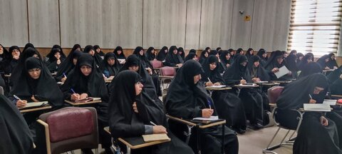 تصاویر/ دومین روز کارگاه ارتقائی کادر مدارس علمیه خواهران استان کرمان در مشهد مقدس