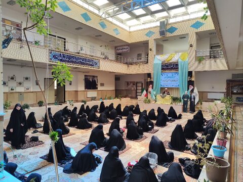 تصاویر/ برگزاری درس اخلاق طلاب مدرسه علمیه ریحانة الرسول ارومیه