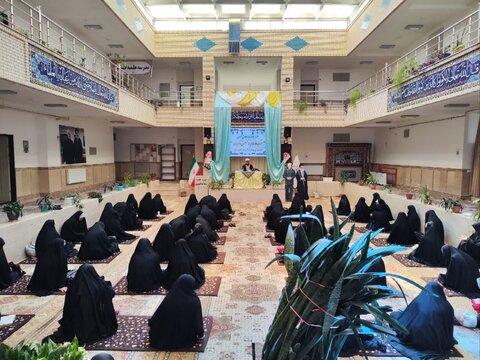 تصاویر/ برگزاری درس اخلاق طلاب مدرسه علمیه ریحانة الرسول ارومیه