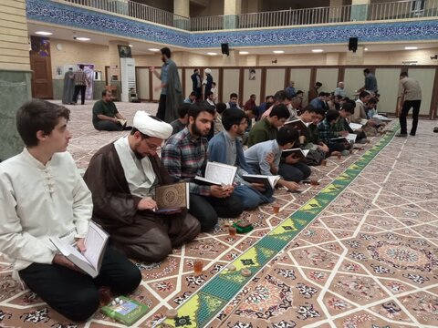 تصاویر/ طرح تلاوت مجلسی هفتگی