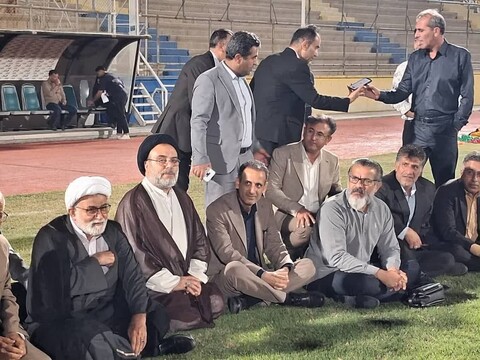 تصاویر/ دیدار صمیمی امام جمعه جم با تیم دسته یک این شهر