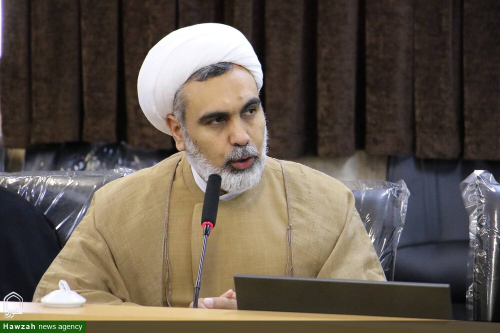 لزوم تعریف نقش تنظیم‌گری و تسهیل‌گری ارتباط حوزه و دولت