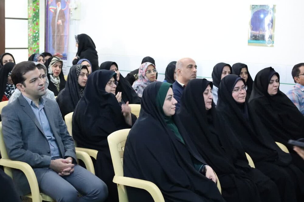 انجمن اولیا و مربیان در تحقق اهداف تعلیم و تربیت نقش راهبردی دارد