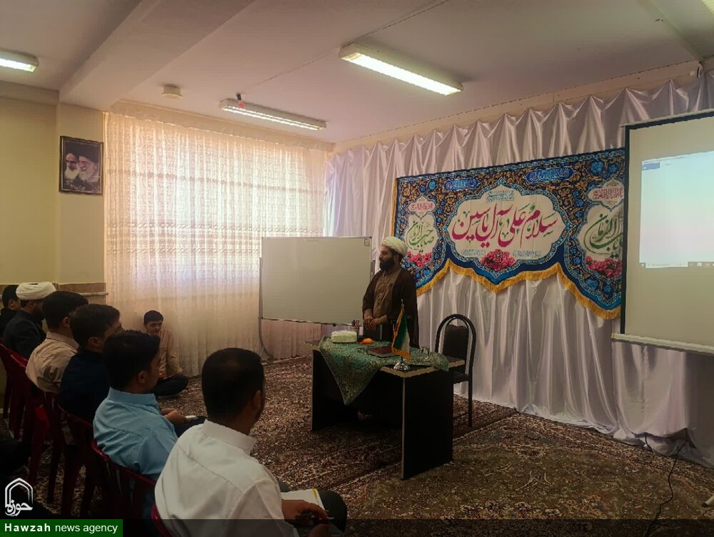 کارگاه آموزشی فن بیان با حضور حجت‌الاسلام مرادی در مدرسه علمیه امیر المومنین برگزار شد+تصاویر