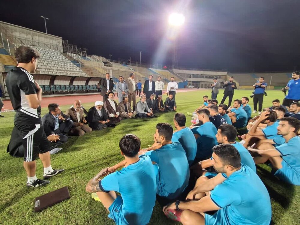 حمایت از ورزشکاران به‌ویژه در سطح حرفه‌ای، وظیفه‌ای همگانی است