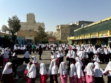 تصاویر/ چهارمین جشنواره کودکان فعال، آینده‌ای سالم در مدرسه زکریای رازی