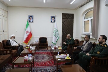 ائمه جماعات و بسیج با ناهنجاری‌های اجتماعی مقابله کنند