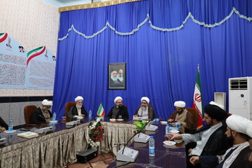 تصاویر/ یدار مدیر حوزه علمیه سیستان و بلوچستان با کادر و اساتید مدارس علمیه زابل