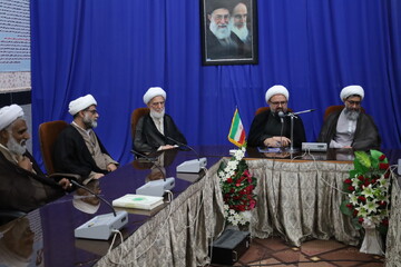 تهذیب نفس و تولید علم، مقدمات هدایت‌گری جامعه است+عکس