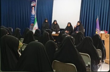 کرسی آزاد اندیشی در مدرسه علمیه تخصصی الزهرا (س) شهرستان قروه برگزار شد