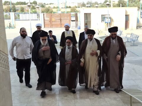تصاویر/  حضور حجت‌الاسلام والمسلمین ربانی در مدرسه علمیه کاظمیه