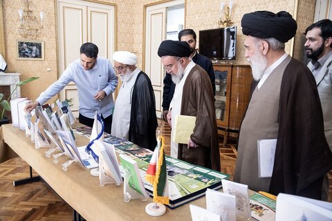 تصاویر/ بازدید اعضای شورای نگهبان از نمایشگاه جدیدترین آثار پژوهشکده شورای نگهبان