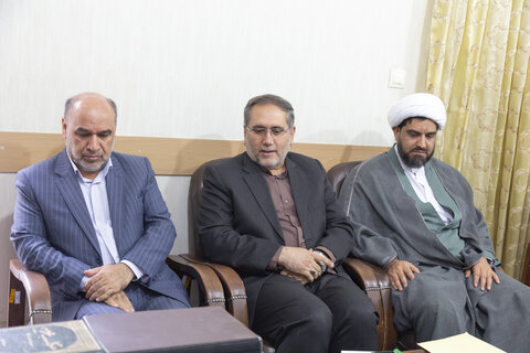 تصاویر/ دیدار معاون مدیرکل کمیته امداد کشور با آیت الله ناصری