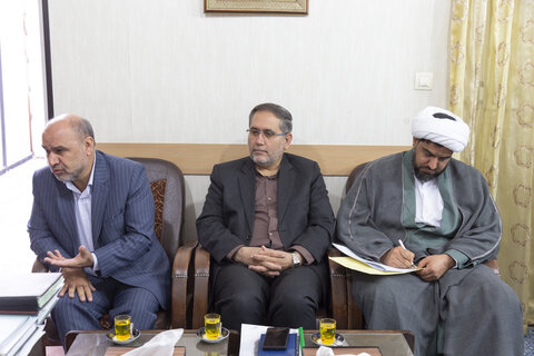 تصاویر/ دیدار معاون مدیرکل کمیته امداد کشور با آیت الله ناصری