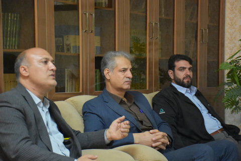 تصاویر/ برگزاری جلسه تعامل برای ارتقاء و گسترش قرآن آموزی برای زندانیان