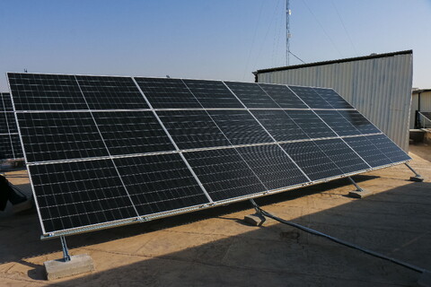 تصاویر/ افتتاح پنل خورشیدی مرکز علوم کامپیوتری حوزه های علمیه