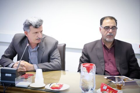 برگزاری جلسه شورای ترویج و توسعه فرهنگ ایثار و شهادت در اراک