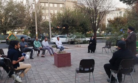 تصاویر/ اجرای پویش «یکشنبه های علوی و فاطمی» در مدرسه علمیه سفیران هدایت امام صادق (ع)