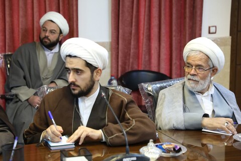 تصاویر/ نشست بصیرتی با موضوع نقد جریان فکری‌ قرآن بسندگی