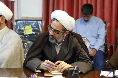 تصاویر/ نشست بصیرتی با موضوع نقد جریان فکری‌ قرآن بسندگی