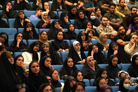 تصاویر/ آیین قرعه کشی بیست‌ویکمین دوره عمره دانشگاهیان