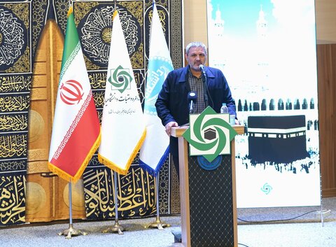 تصاویر/ آیین قرعه کشی بیست‌ویکمین دوره عمره دانشگاهیان