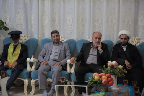 تصاویر/ قدردانی اهالی رسانه از جانباز ۷۰ درصد روشن دل قمی