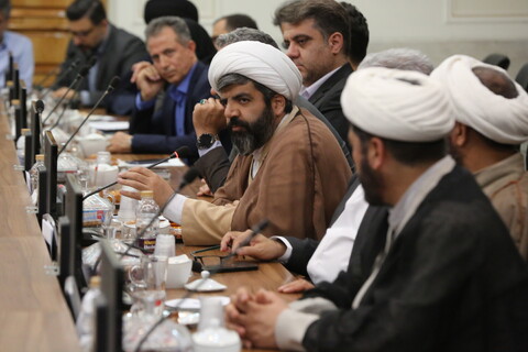 تصاویر / نشست ستاد عالی بزرگداشت یوم الله سیزده آبان استان اصفهان