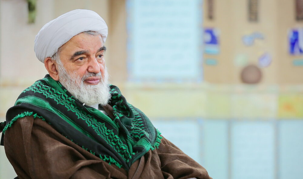 نمازِ اولِ وقت بخوان تا شیطان از تو بترسد!