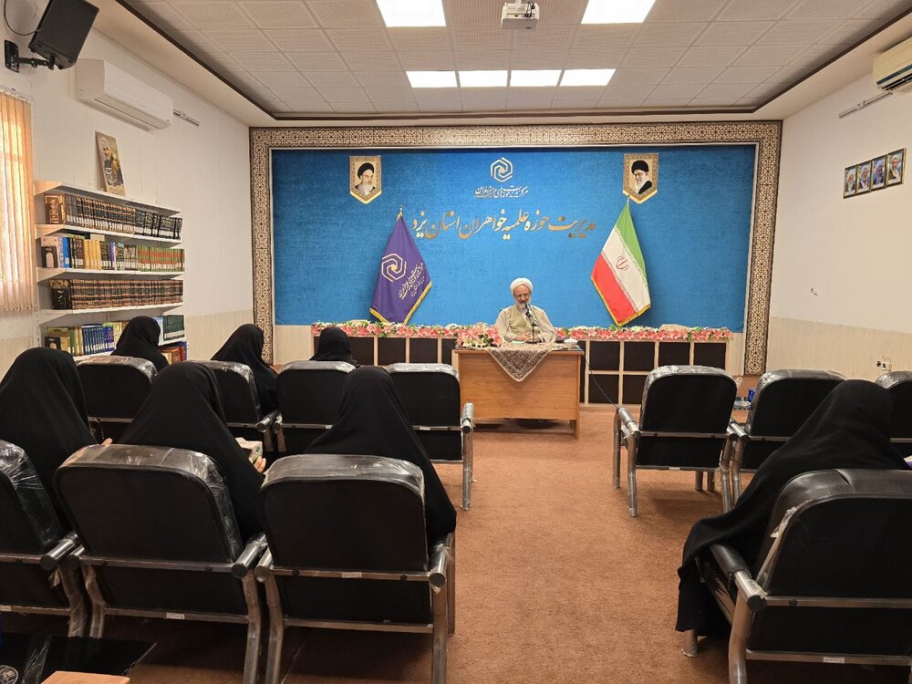 فهم دین و اخلاق طلبگی، راهکار مقابله با چالش‌های فردی و اجتماعی طلاب است